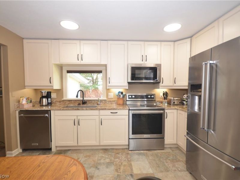 264 High Point Circle, Tallmadge, OH 44278 Photo 13