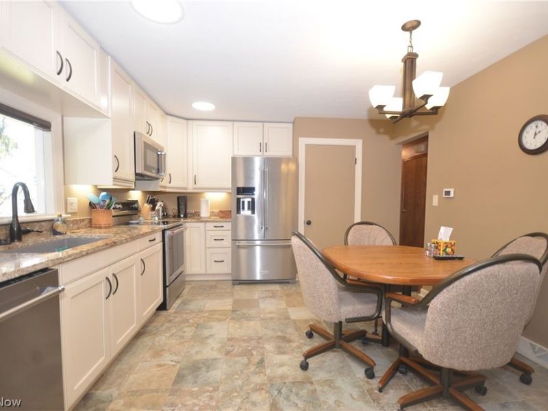 264 High Point Circle, Tallmadge, OH 44278 Photo 14