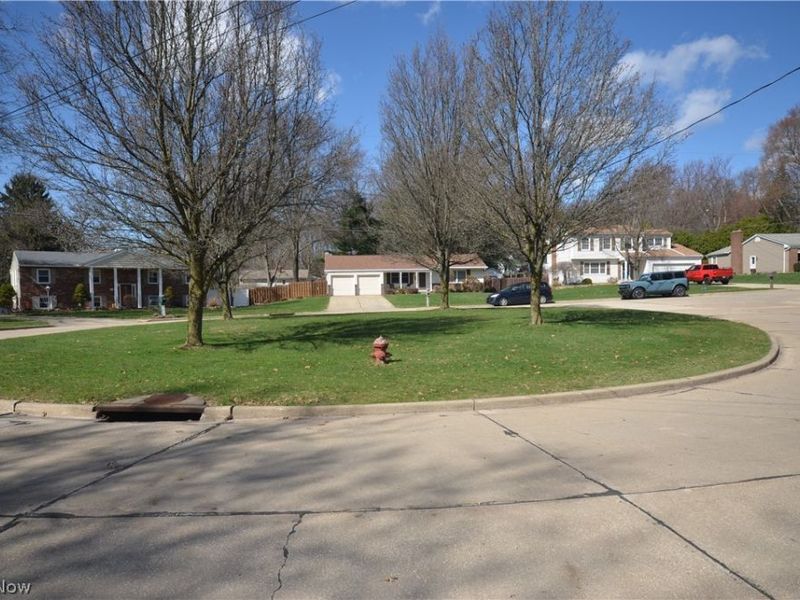 264 High Point Circle, Tallmadge, OH 44278 Photo 2