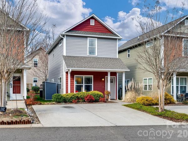 7 Mill Creek Loop, Asheville, NC 28806