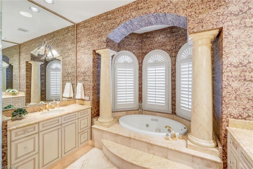 2350 Cheshire Ln , Naples, FL 34109 Photo