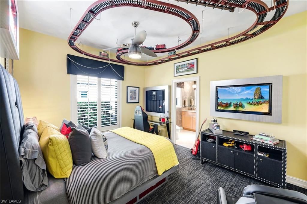 2350 Cheshire Ln , Naples, FL 34109 Photo