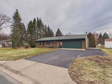 15150 Fairlawn Shores Trail SE, Prior Lake, MN 55372