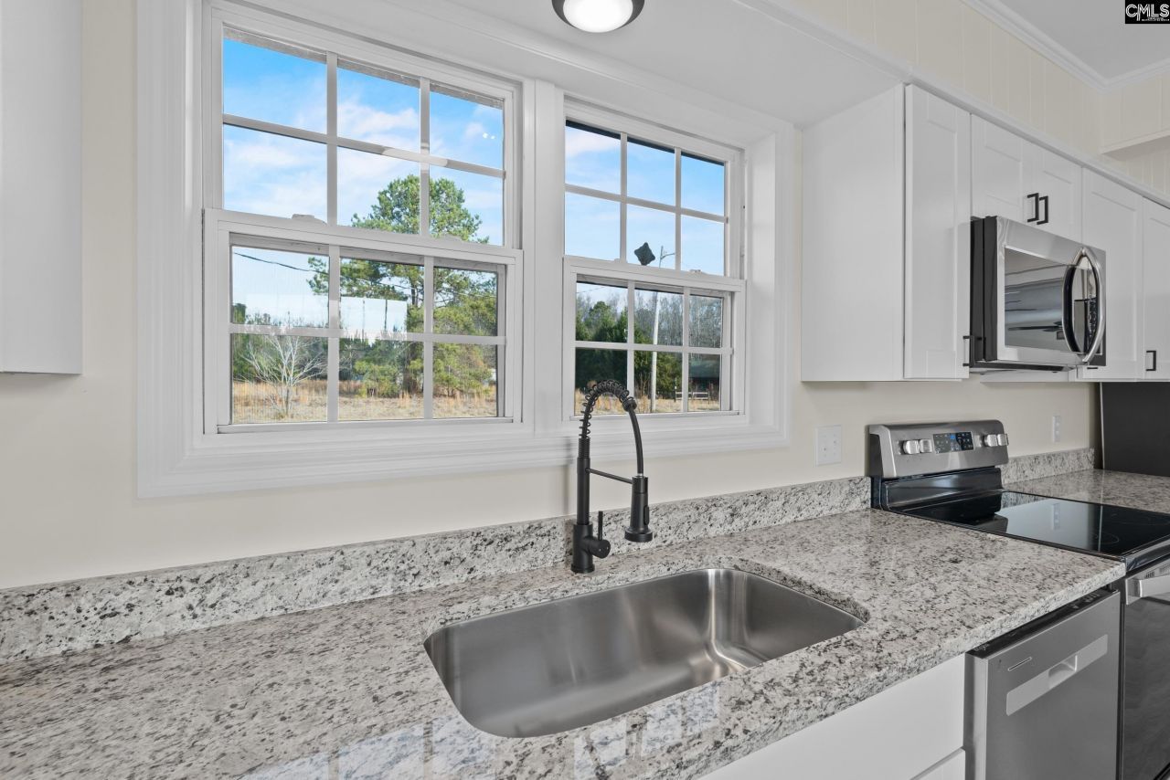 1338 Hornsby Circle Photo 9