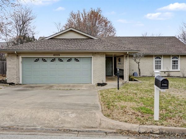 5725 E 65th Street, Tulsa, OK 74136