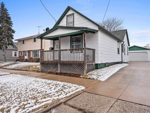 1122 S 22ND STREET, Manitowoc, WI 54220