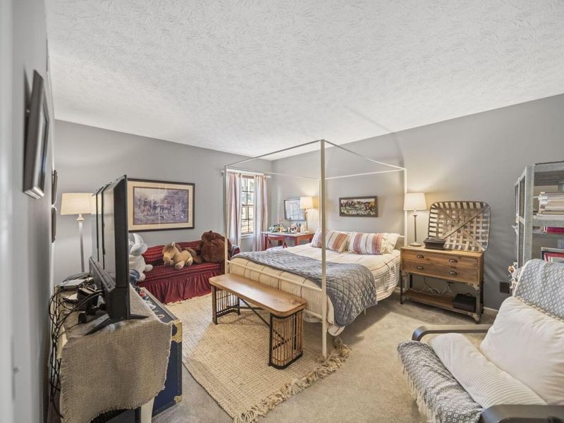 1249 Stratford Woods Drive, Newark, OH 43055 Photo 24