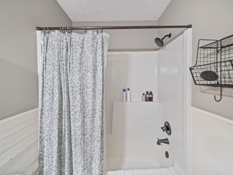 1249 Stratford Woods Drive, Newark, OH 43055 Photo 28