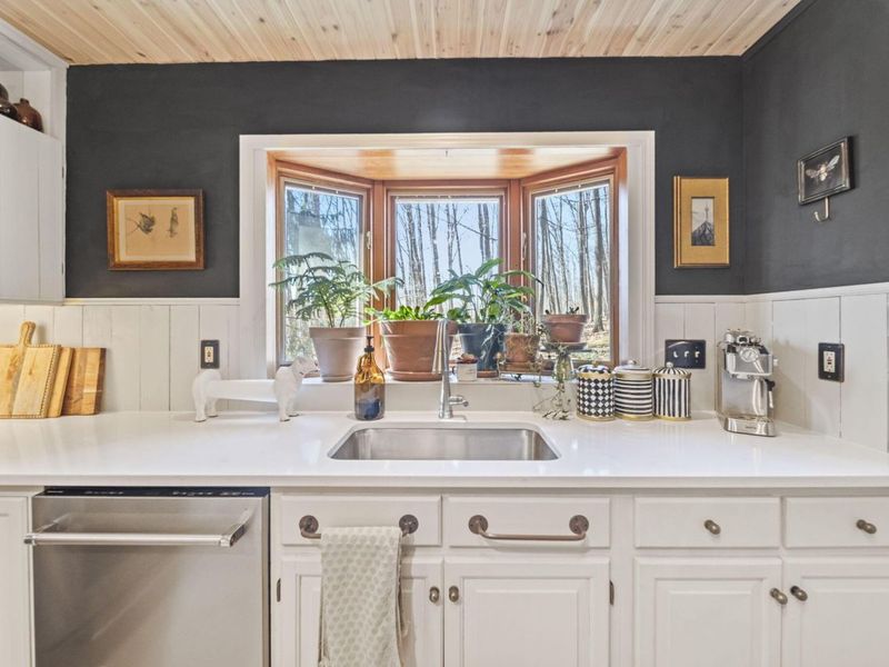 1249 Stratford Woods Drive, Newark, OH 43055 Photo 9