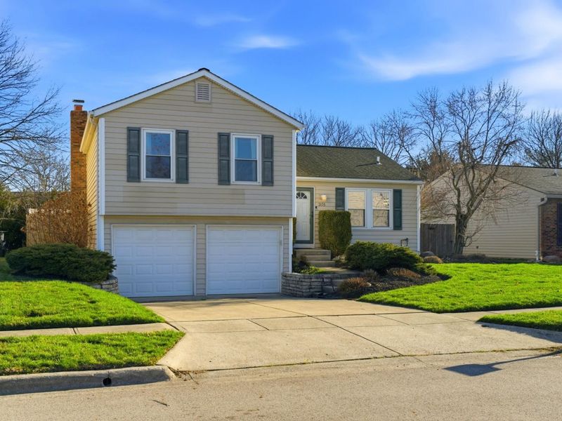 2176 Bigby Hollow Street , Columbus, OH 43228 Photo 1