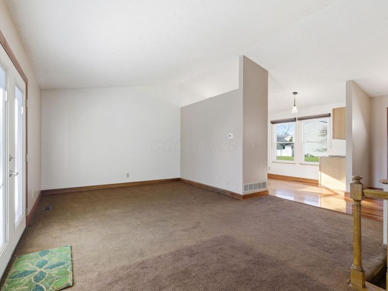 2176 Bigby Hollow Street , Columbus, OH 43228 Photo 12