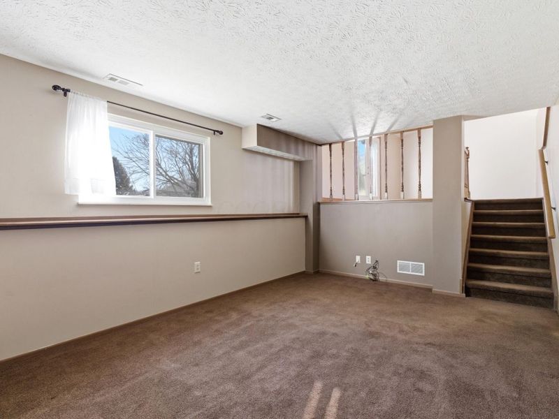 2176 Bigby Hollow Street , Columbus, OH 43228 Photo 15