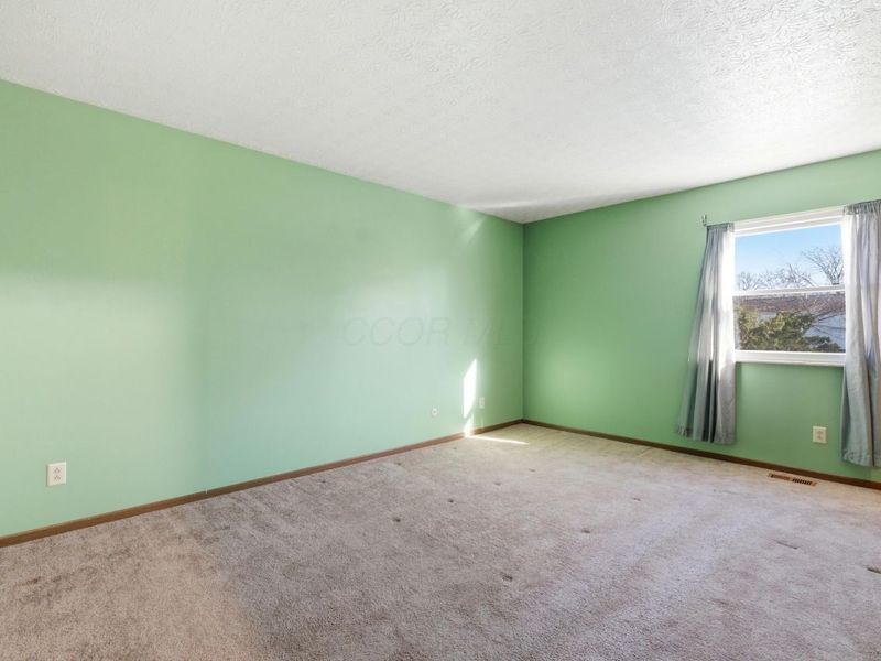 2176 Bigby Hollow Street , Columbus, OH 43228 Photo 16