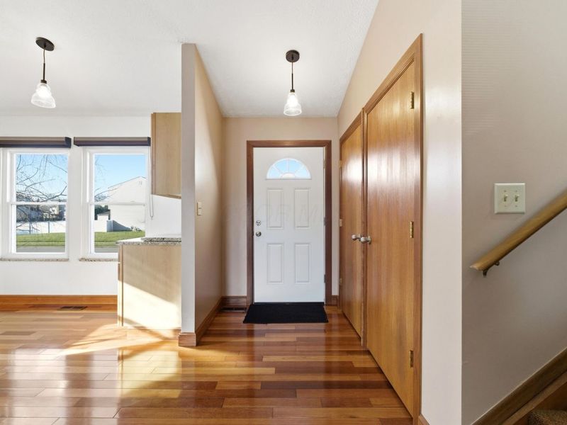 2176 Bigby Hollow Street , Columbus, OH 43228 Photo 5