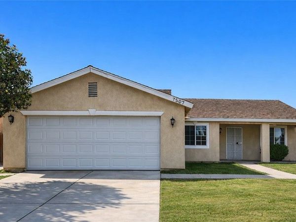 7507 Cross Glade, Bakersfield, CA 93307