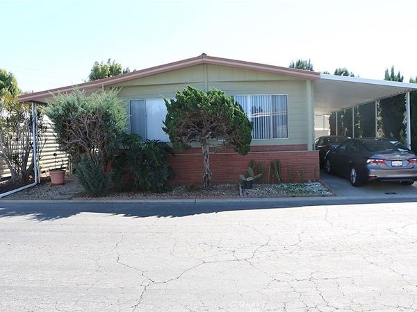 3595 Santa Fe Avenue, Unit 19, Long Beach, CA 90810