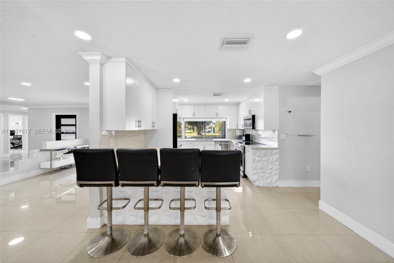 11951 SW 120th Ter, Miami, FL 33186 Photo