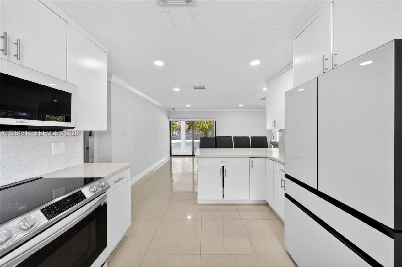 11951 SW 120th Ter, Miami, FL 33186 Photo