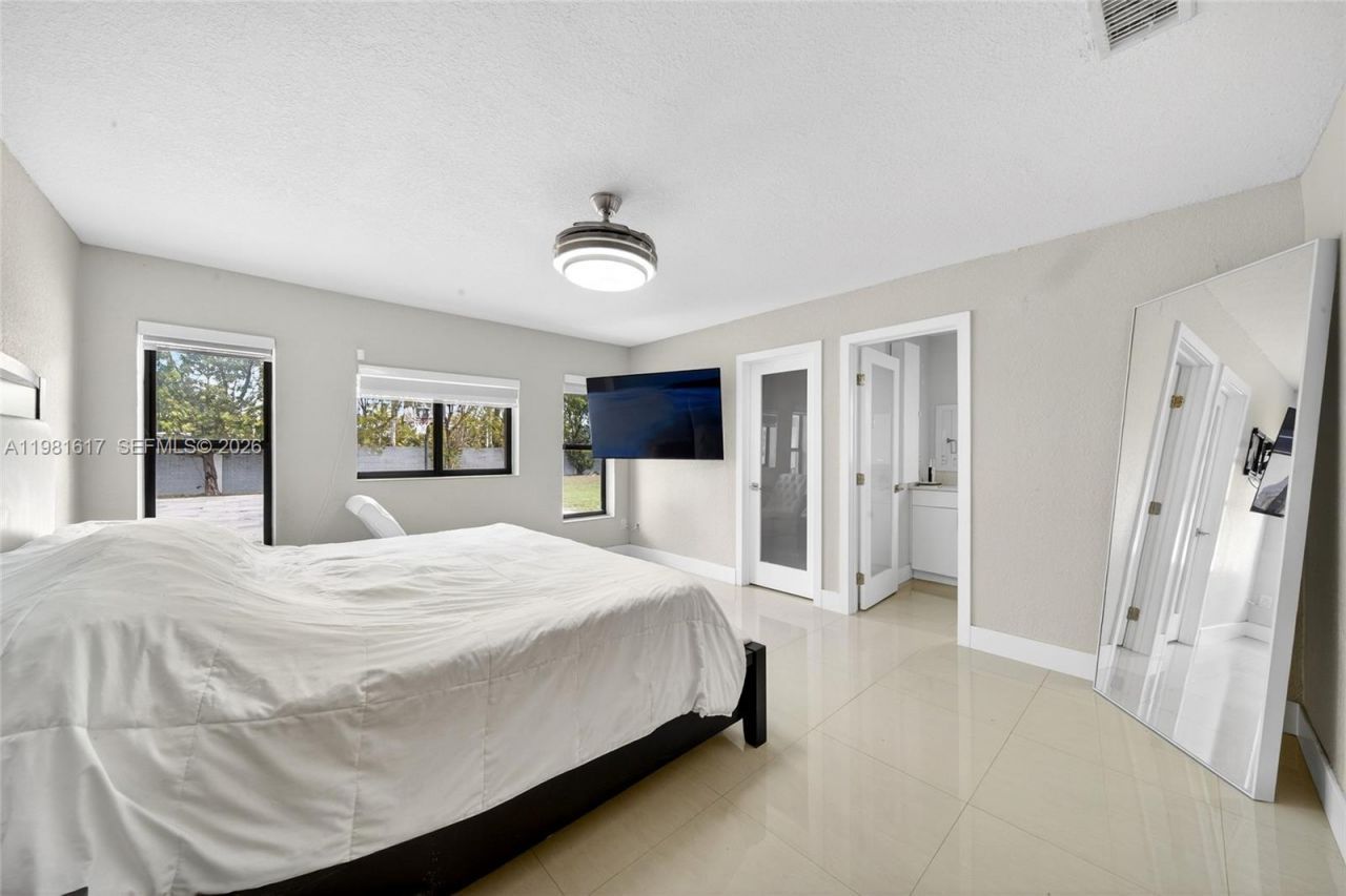 11951 SW 120th Ter, Miami, FL 33186 Photo