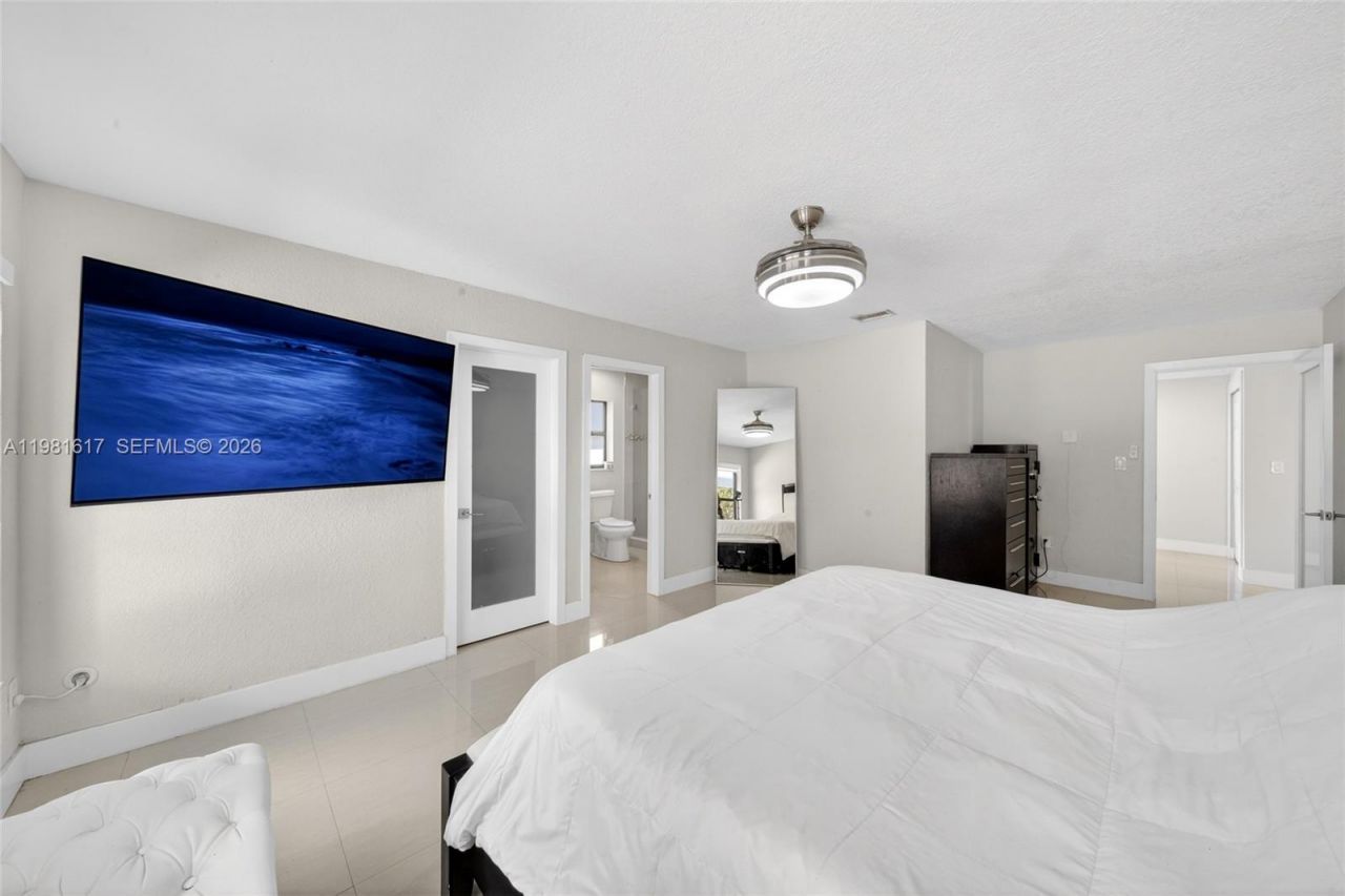 11951 SW 120th Ter, Miami, FL 33186 Photo