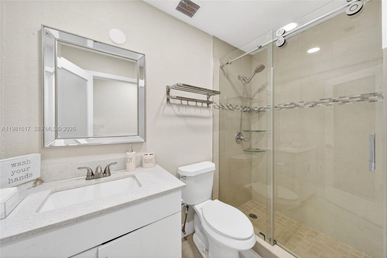 11951 SW 120th Ter, Miami, FL 33186 Photo