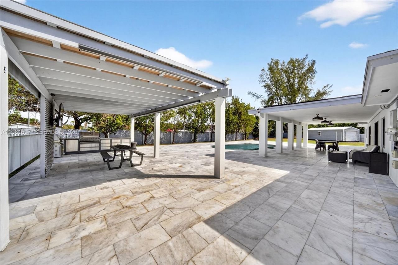 11951 SW 120th Ter, Miami, FL 33186 Photo