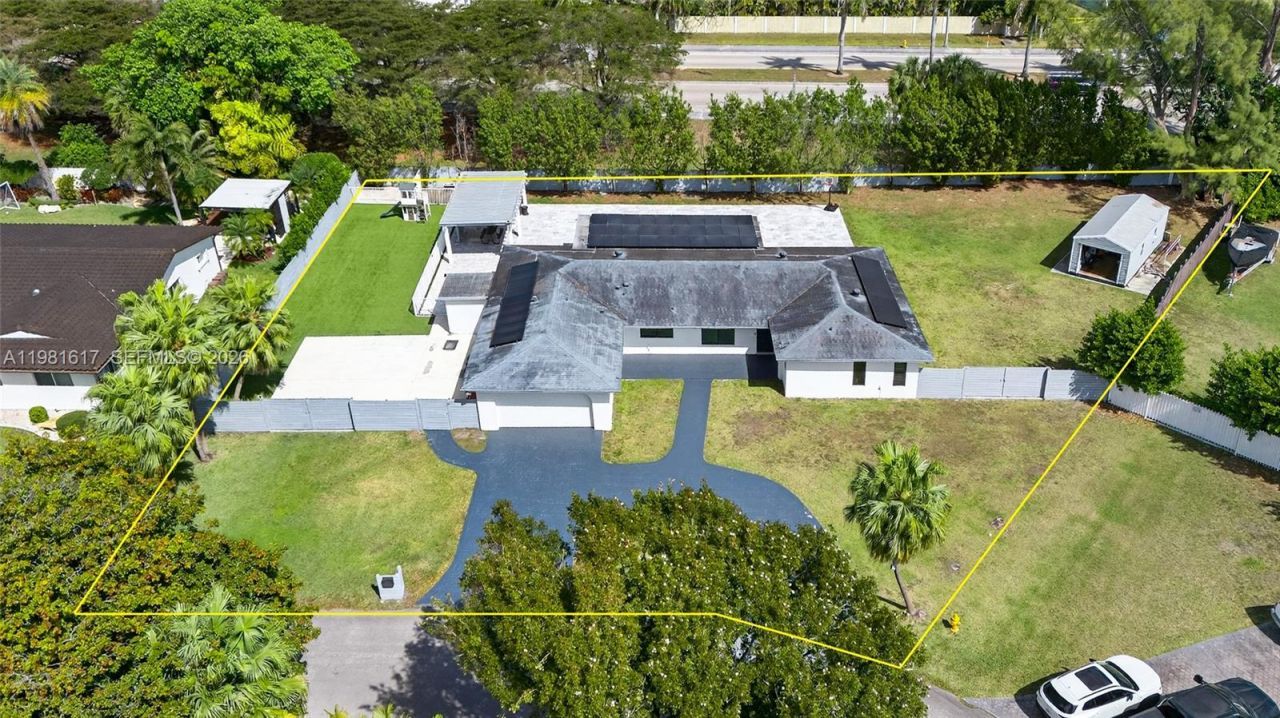 11951 SW 120th Ter, Miami, FL 33186 Photo