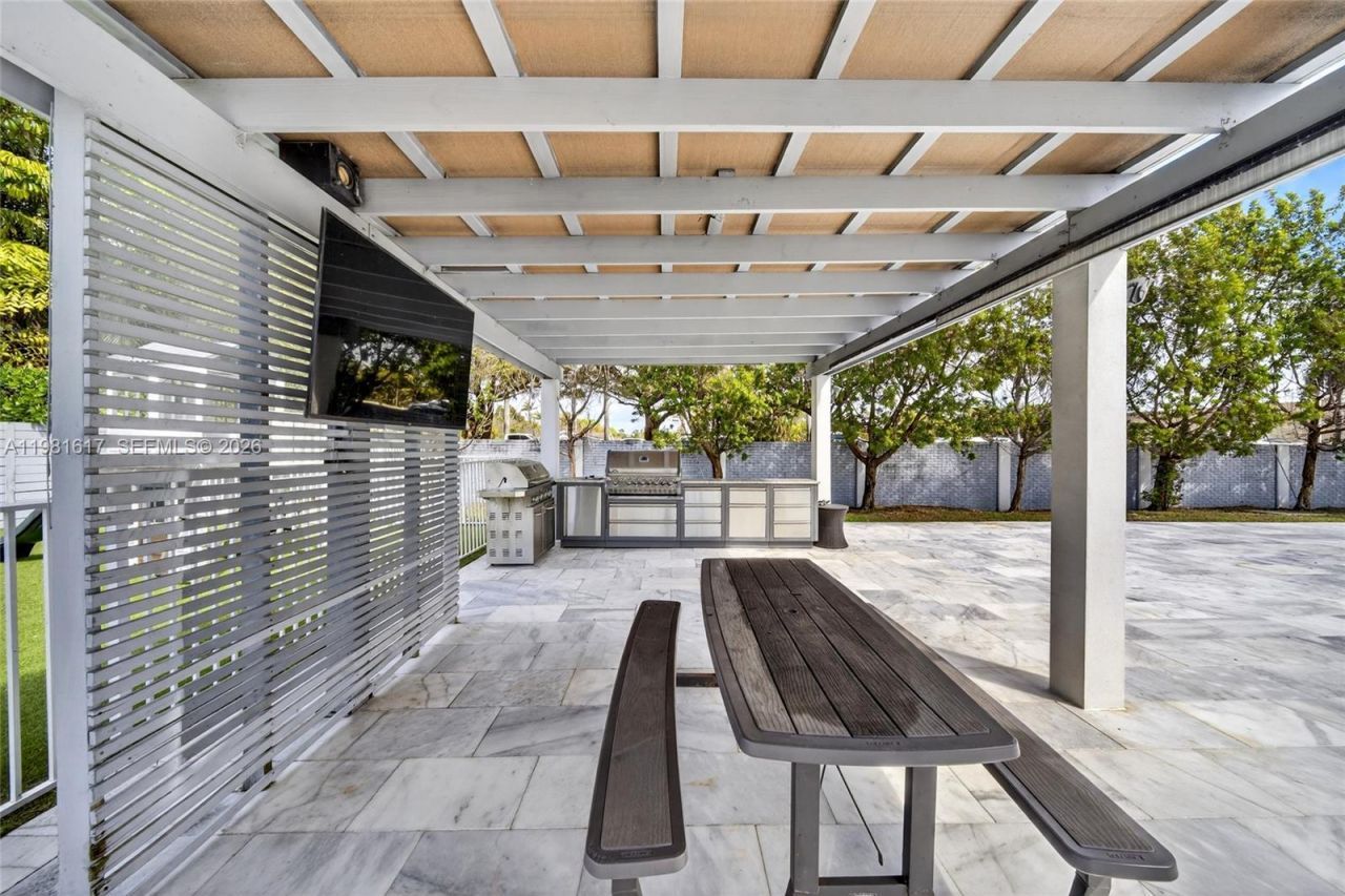 11951 SW 120th Ter, Miami, FL 33186 Photo