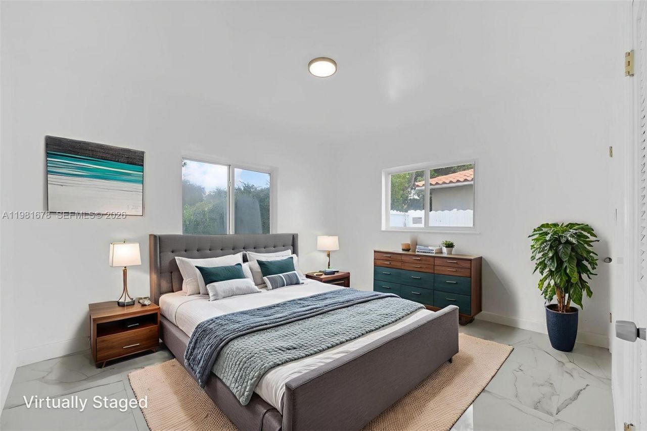 11011 NE 9th Ct , Biscayne Park, FL 33161 Photo