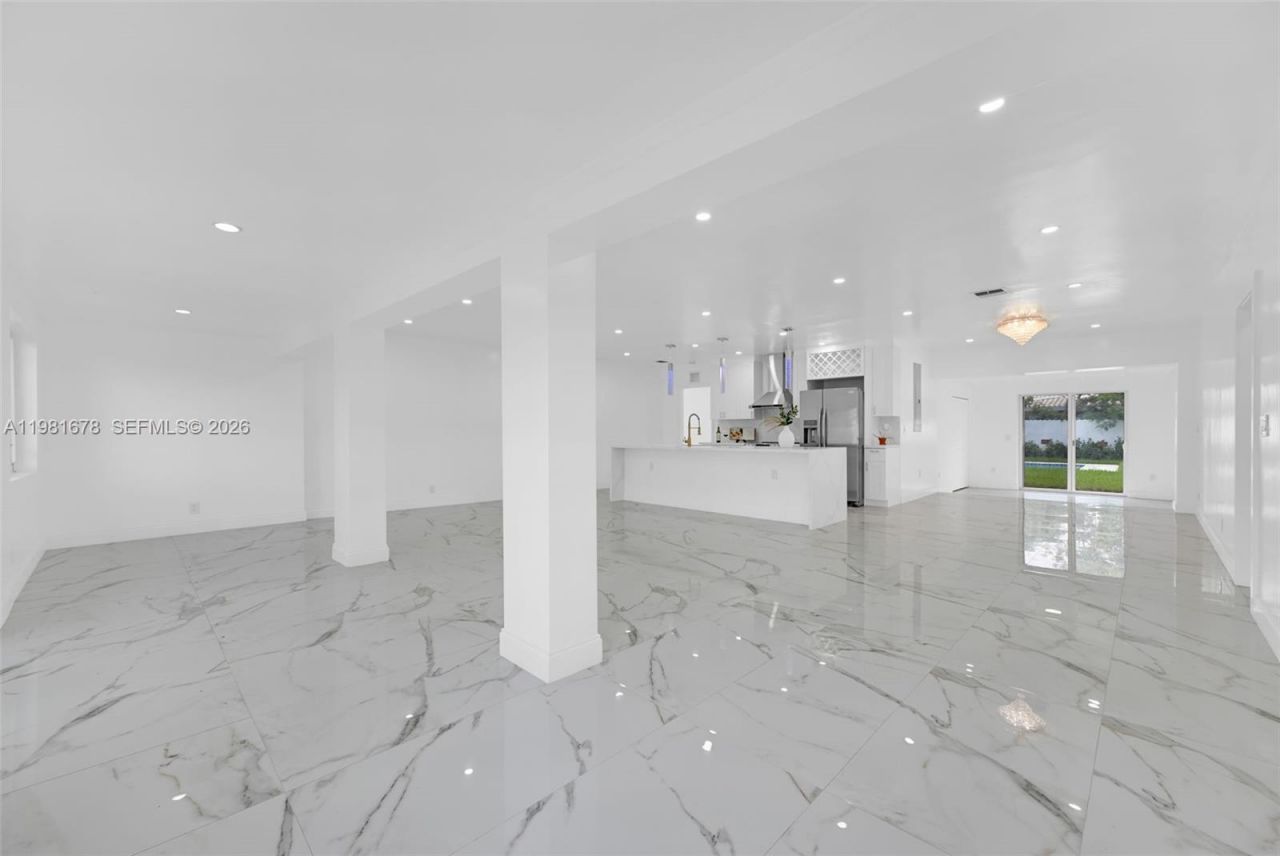 11011 NE 9th Ct , Biscayne Park, FL 33161 Photo