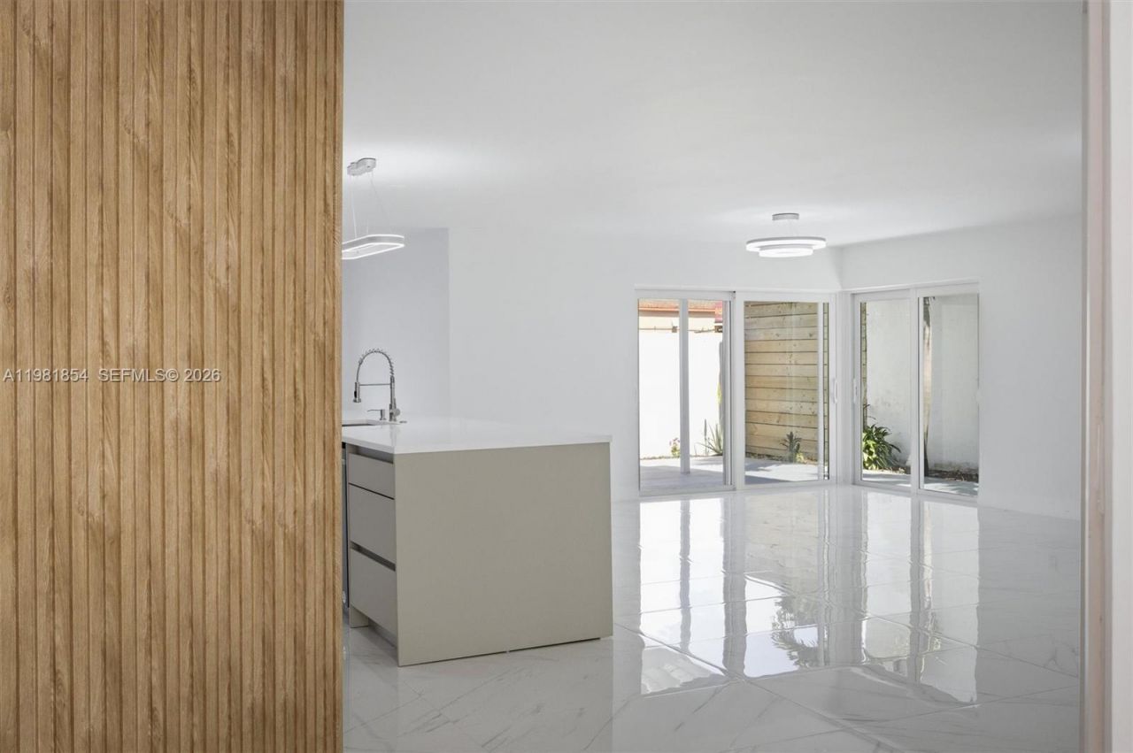 13911 SW 100th Ln , Miami, FL 33186 Photo