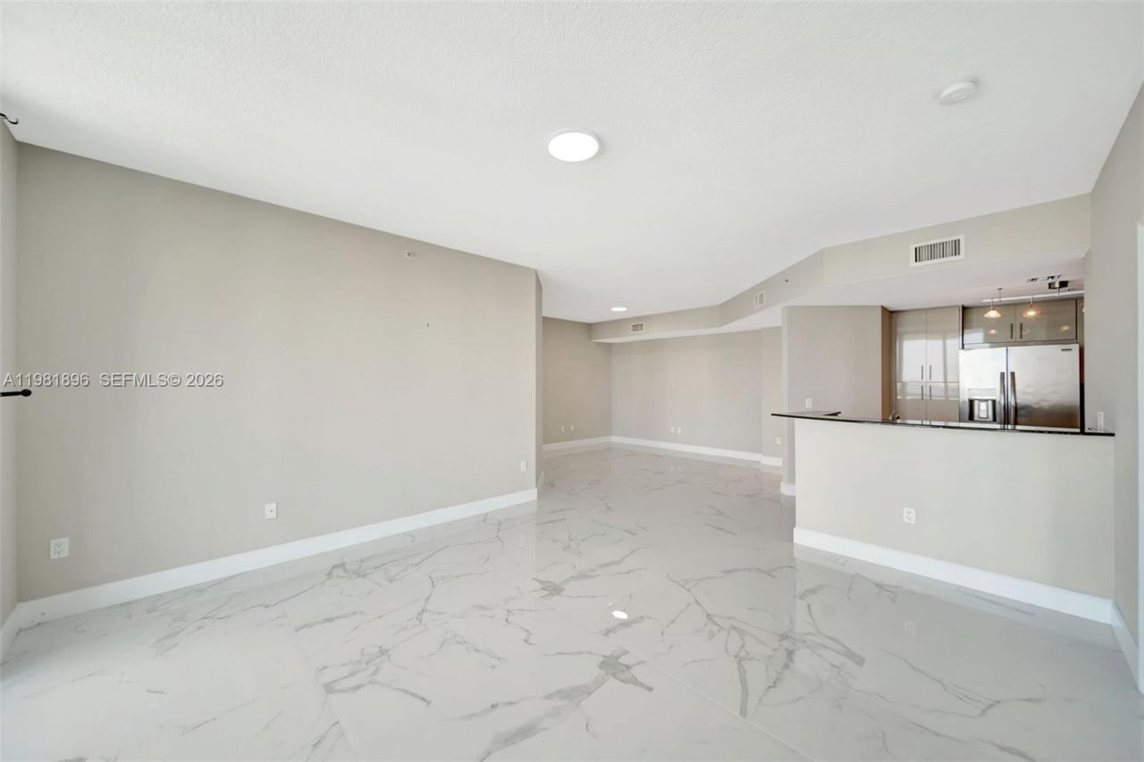 7900 Harbor Island Dr , Unit 1001, North Bay Village, FL 33141 Photo