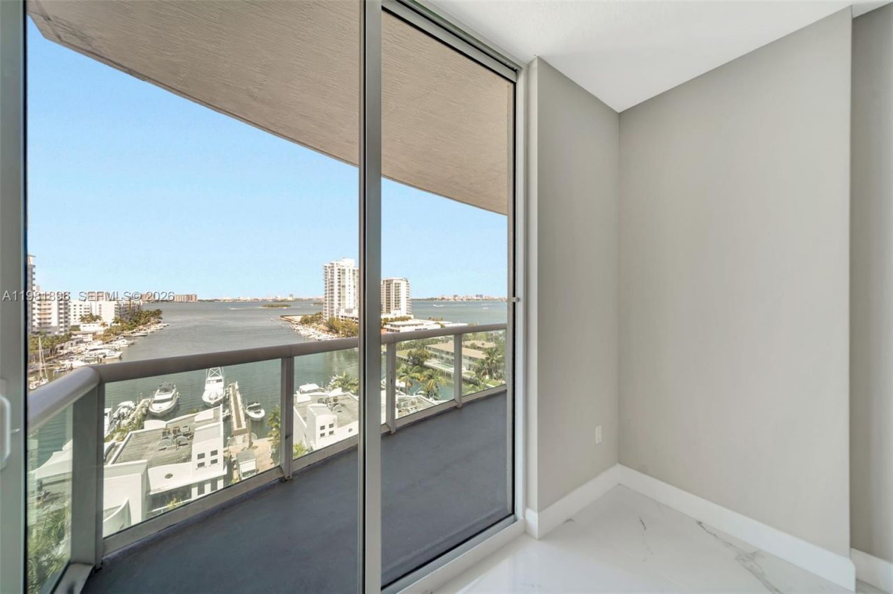 7900 Harbor Island Dr , Unit 1001, North Bay Village, FL 33141 Photo