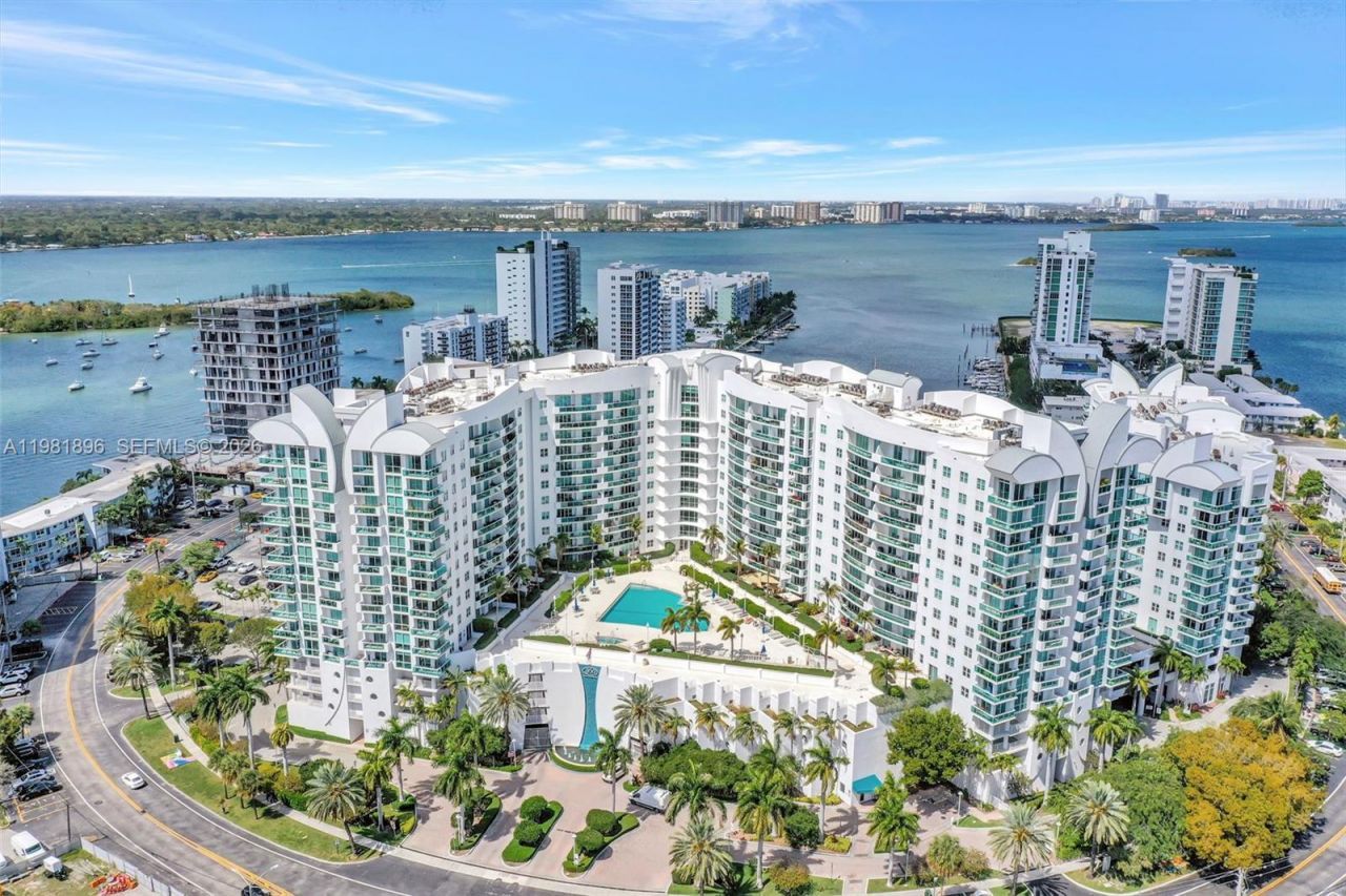 7900 Harbor Island Dr , Unit 1001, North Bay Village, FL 33141 Photo