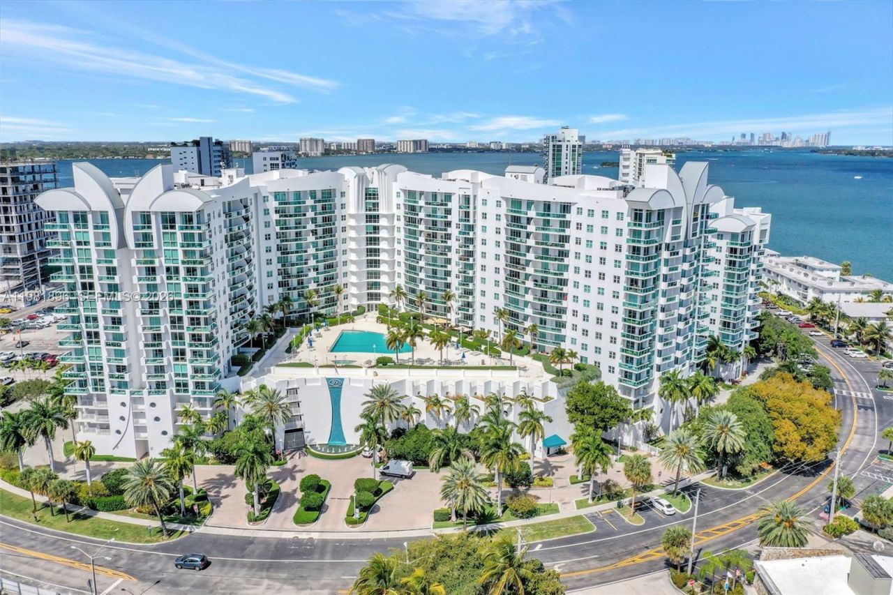 7900 Harbor Island Dr , Unit 1001, North Bay Village, FL 33141 Photo