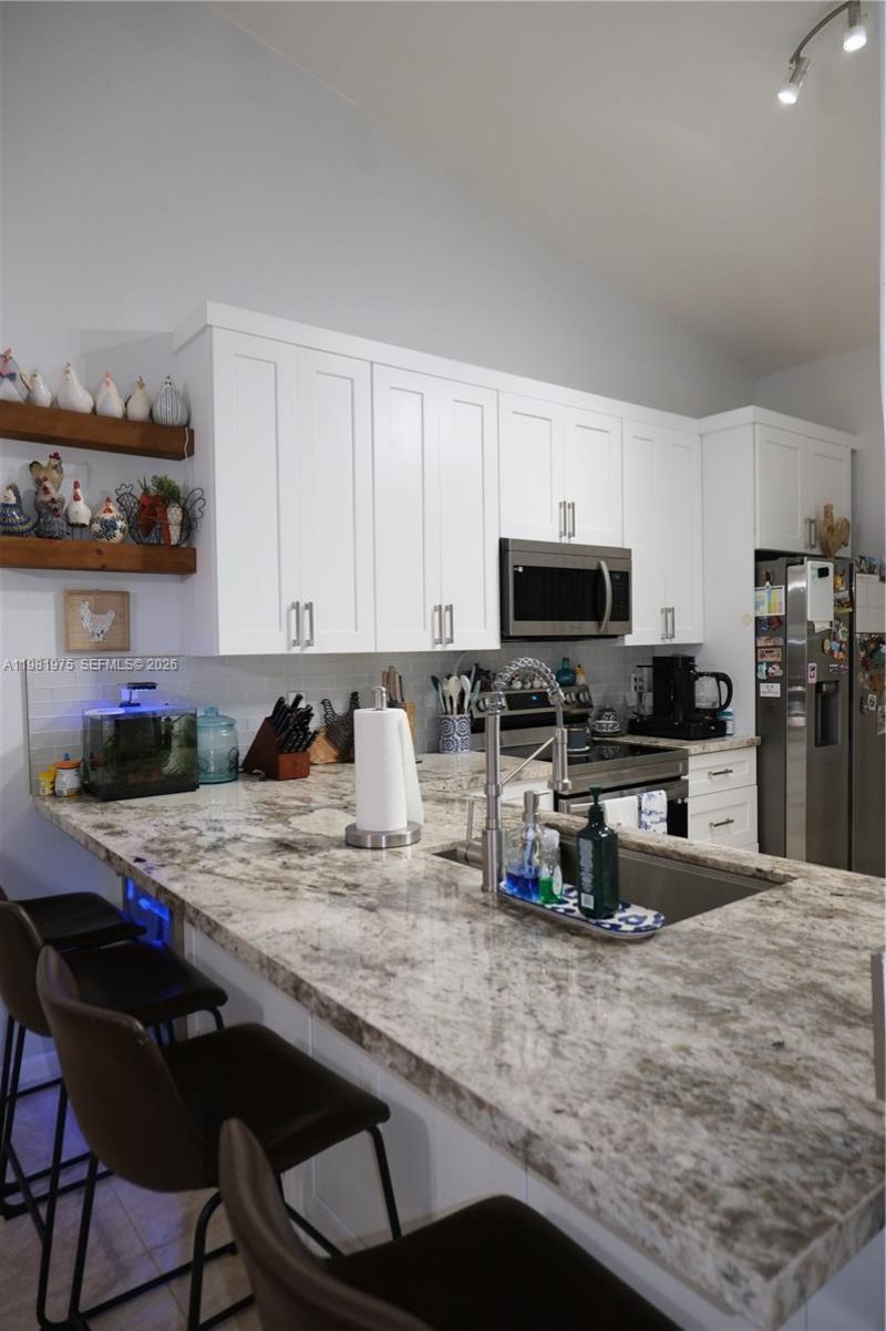 1021 NW 79th Ave, Plantation, FL 33322 Photo