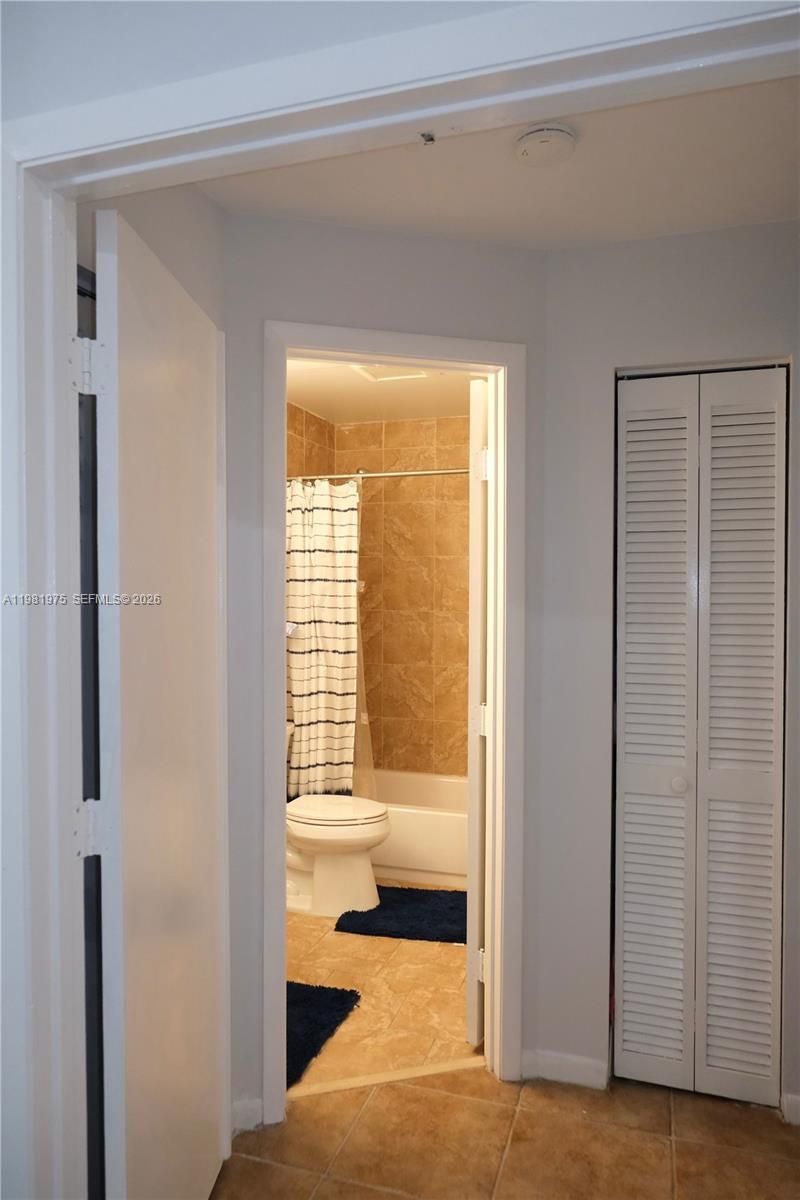 1021 NW 79th Ave, Plantation, FL 33322 Photo