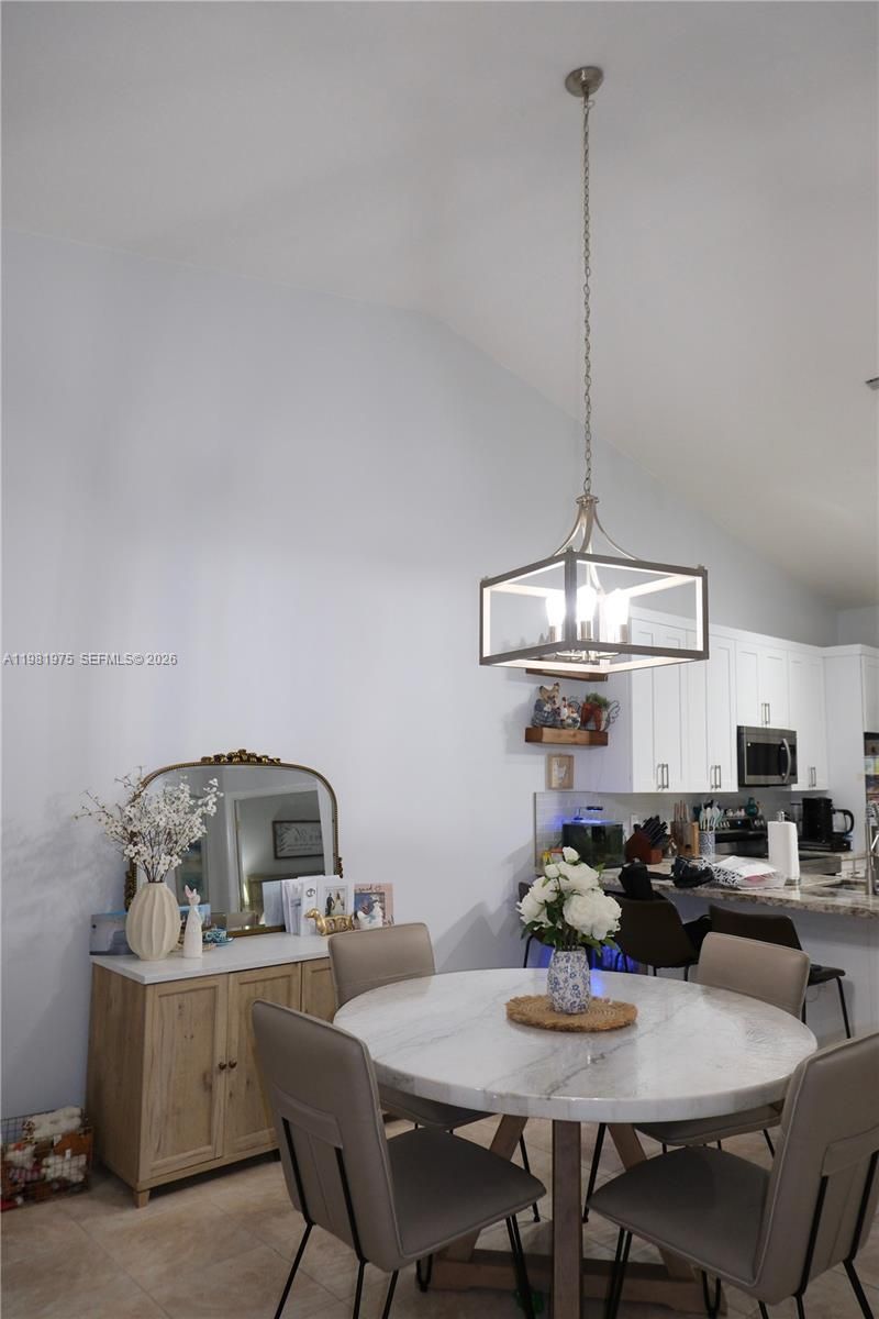 1021 NW 79th Ave, Plantation, FL 33322 Photo