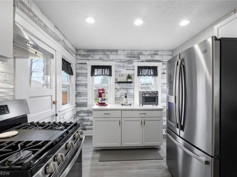 147 Hamilton Street, Elyria, OH 44035 Photo 11