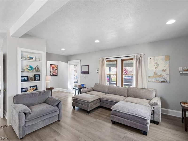 147 Hamilton Street, Elyria, OH 44035 Photo 5