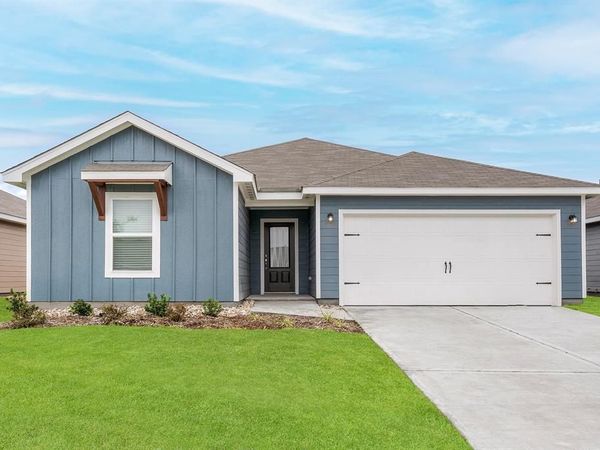 4902 Fillmore Drive, Greenville, TX 75401