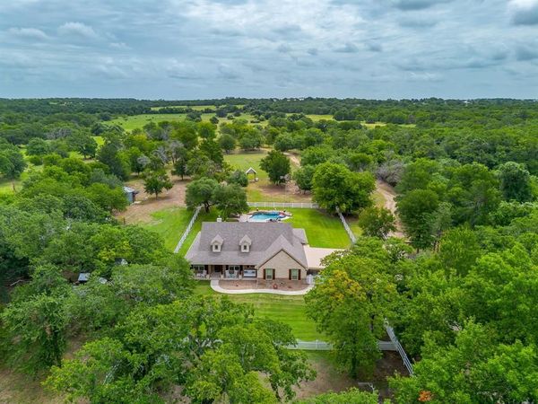 1615 Sanger Drive, Springtown, TX 76082
