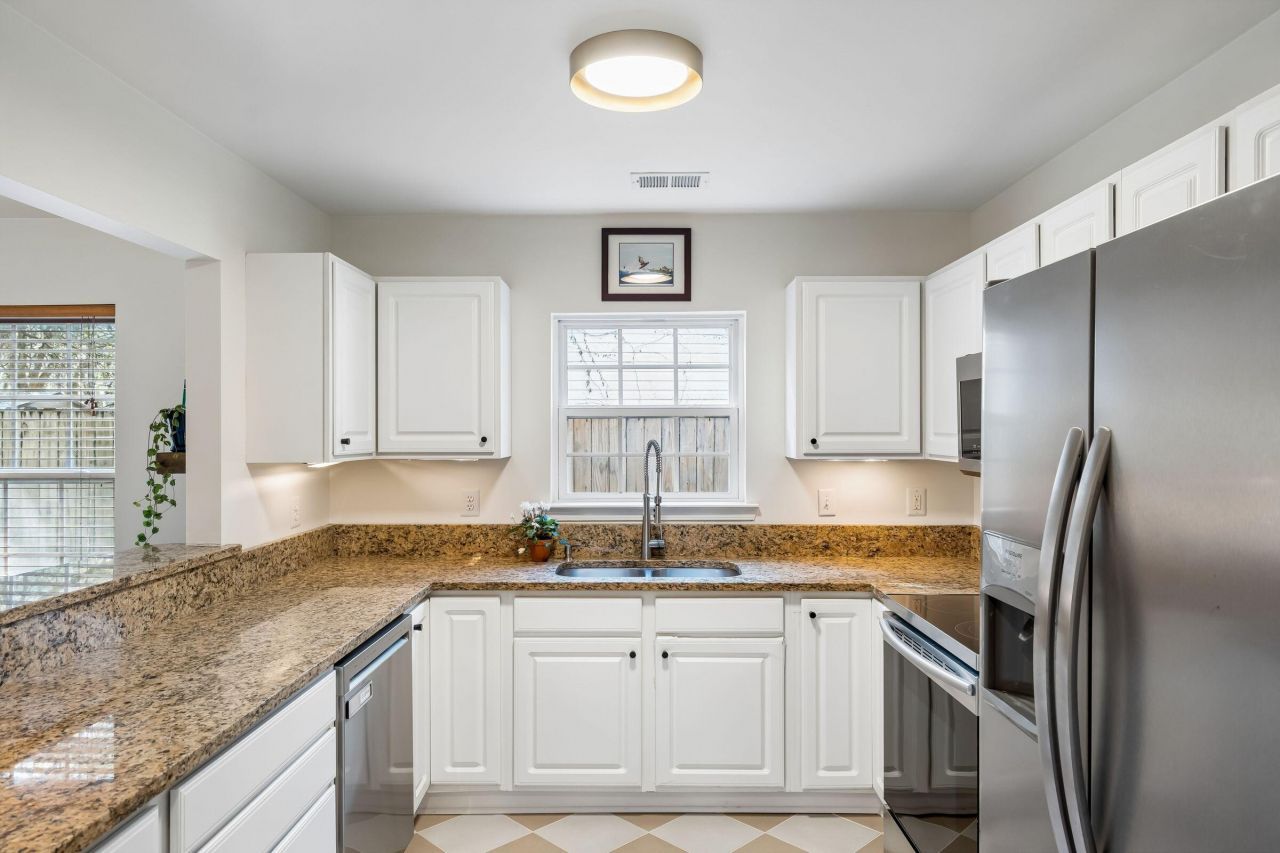1728 Barracuda Road Photo 8