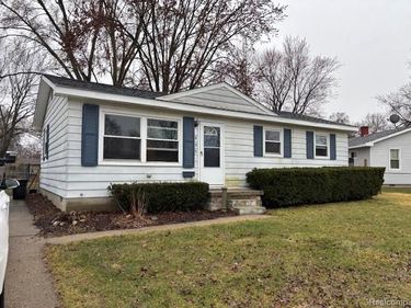 805 Hartner Drive, Holly Twp, MI 48442