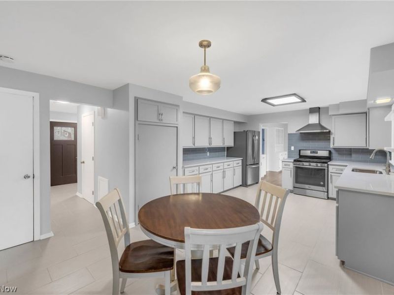 2820 Fort Island Drive , Fairlawn, OH 44333 Photo 12