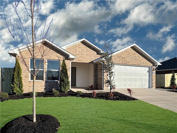 309 Ratliff Avenue , Pea Ridge, AR 72751