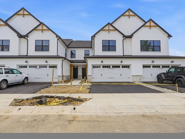 5618 Dutch Lane, Powell, OH 43065