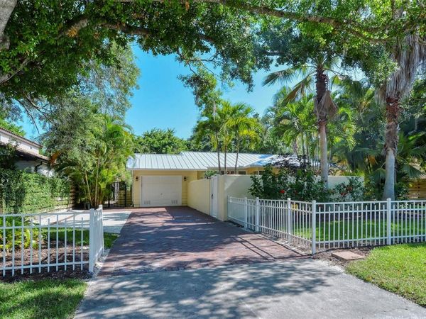 1747 WALDEMERE STREET, SARASOTA, FL 34239