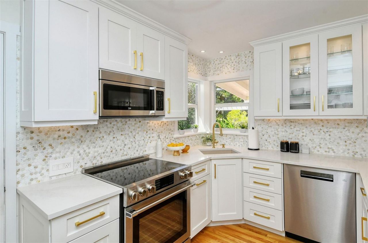 1747 Waldemere Street, Sarasota, FL 34239 Photo