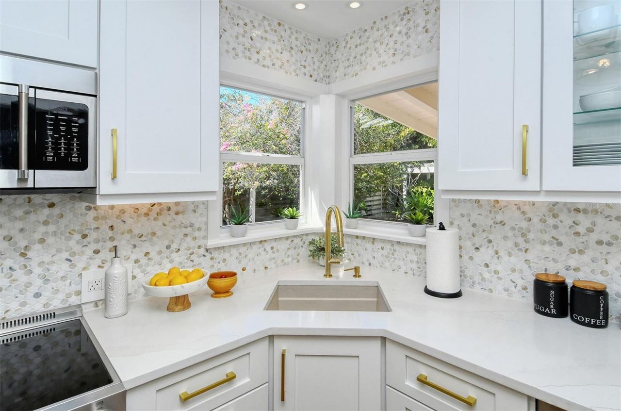 1747 Waldemere Street, Sarasota, FL 34239 Photo